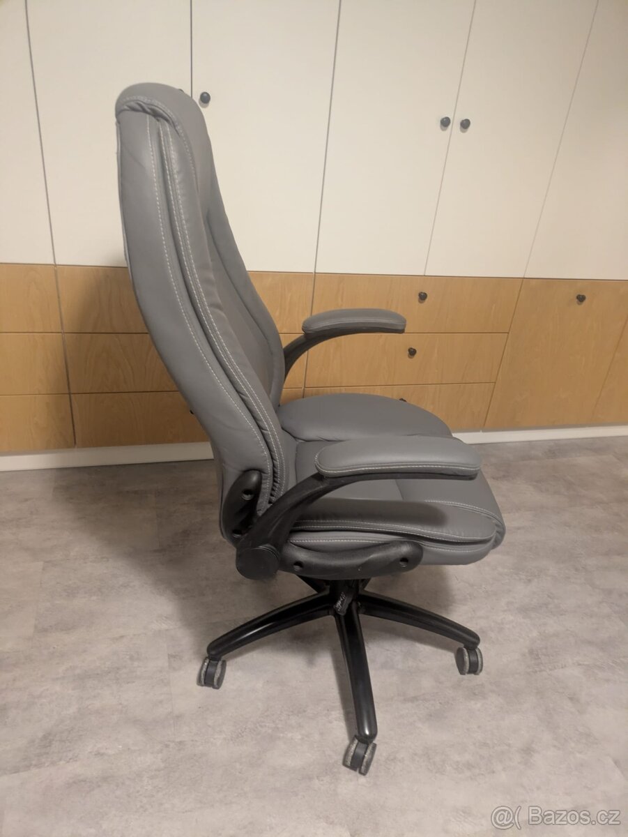 Kancelářská židle - 2