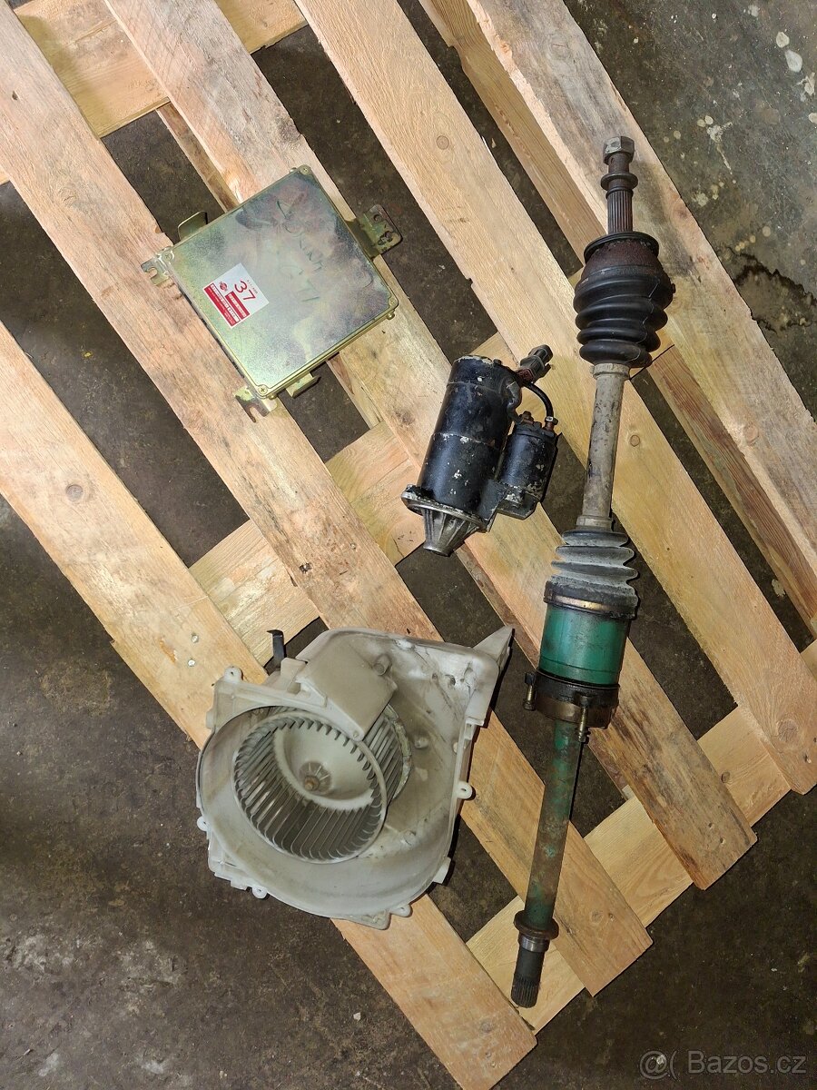 Nissan Sunny 1.6GTi N13 - 2