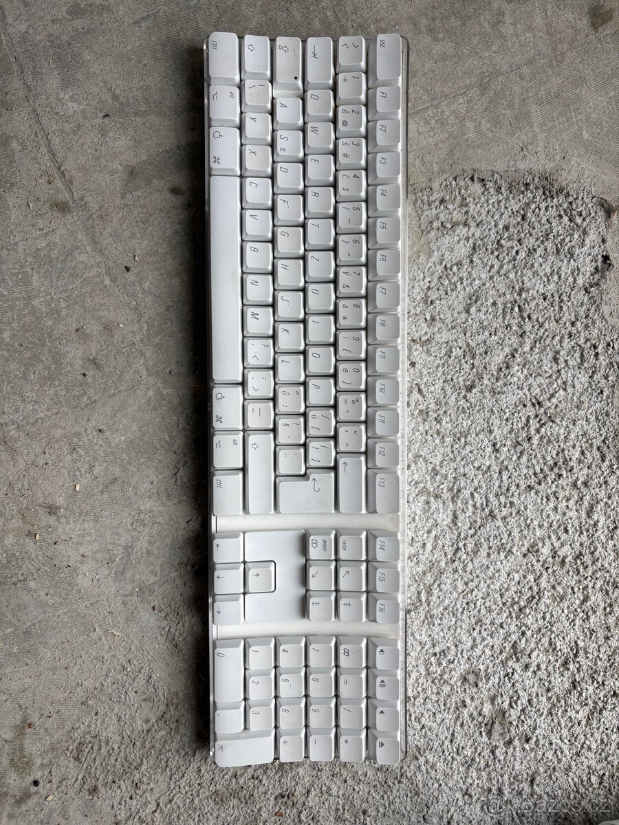 Apple Wireless Keyboard (CZ layout) – bezdrátová klávesnice - 2