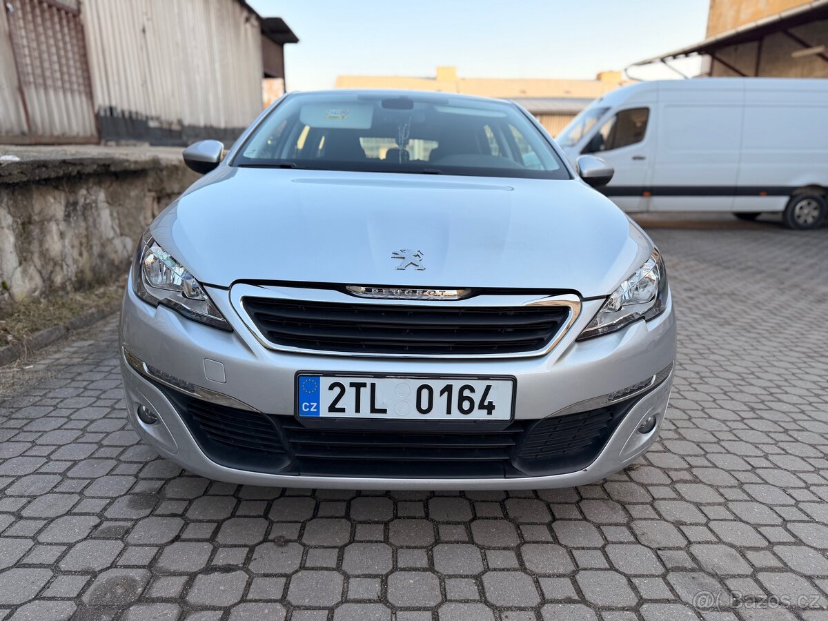 Peugeot 308 rok 2017 Combi 1.6HDi Automat - 2