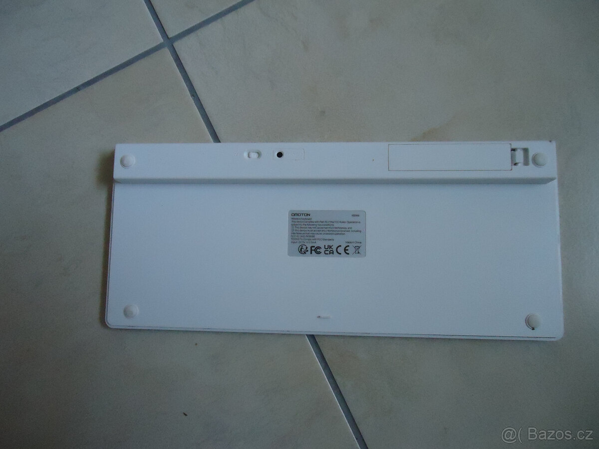 Apple bezdrátová BT klávesnice - 2