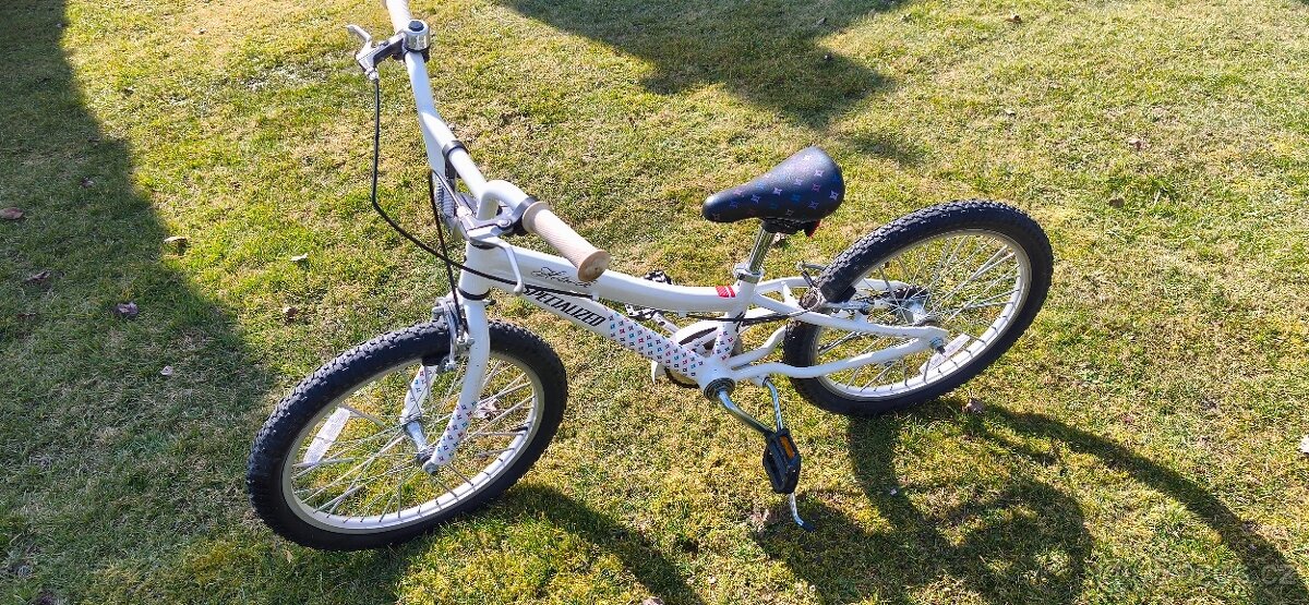 Dětské kolo 20" specialized - 2