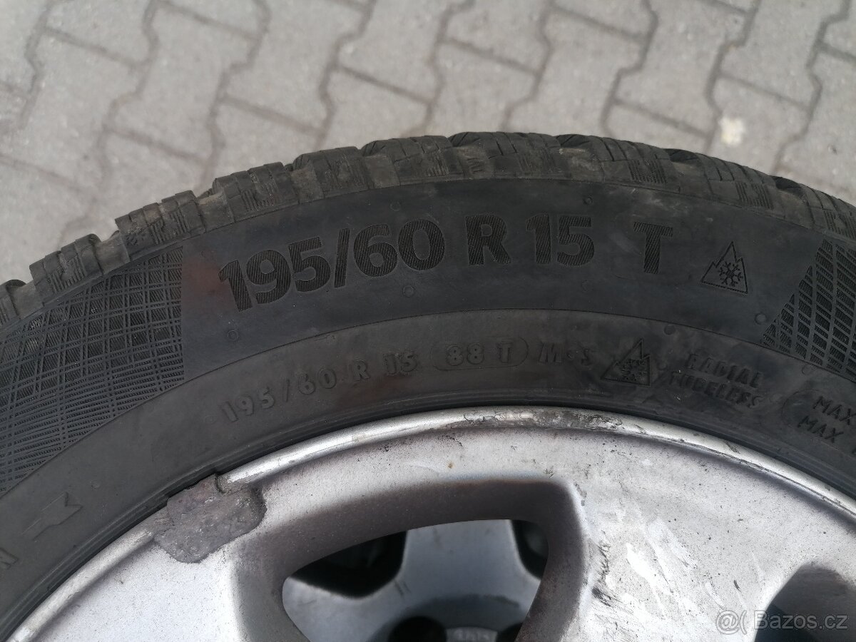 Litá kola+ zimní pneu 195/60 R15 - 2