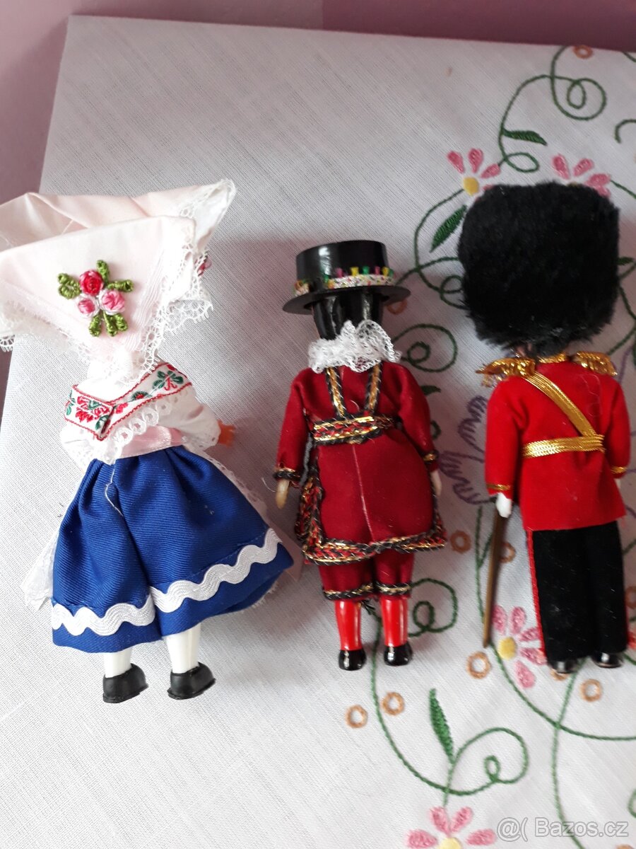 Figurky/panenky - 2