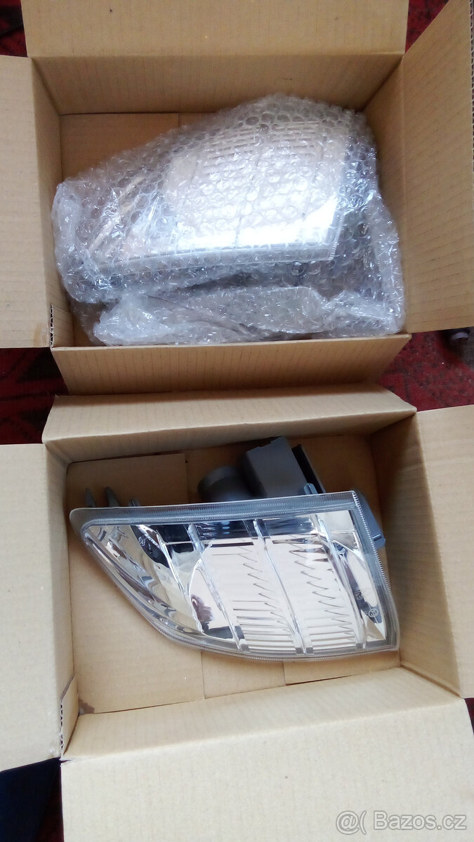 Nisan X trail T30 pár nových blikačů - 2