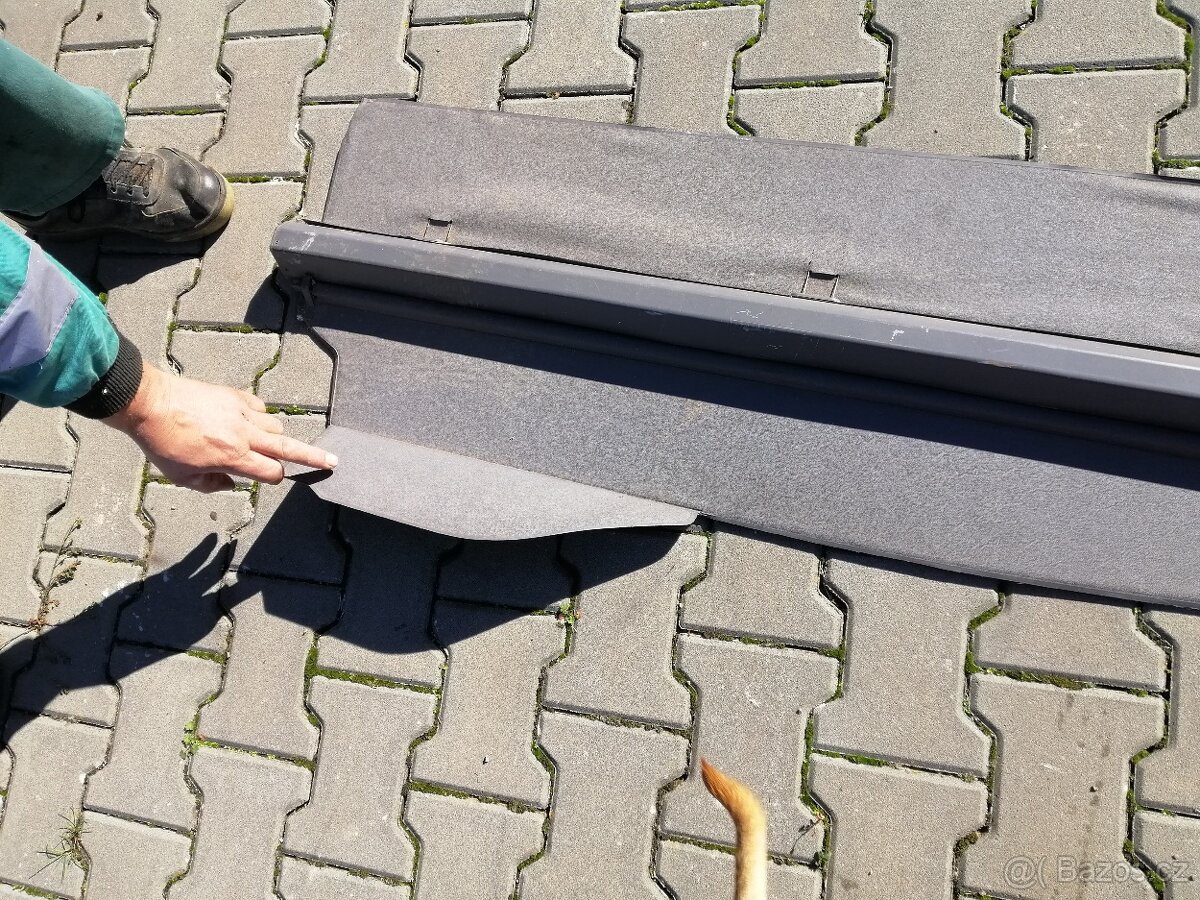 NISSAN- roleta kufru - 2