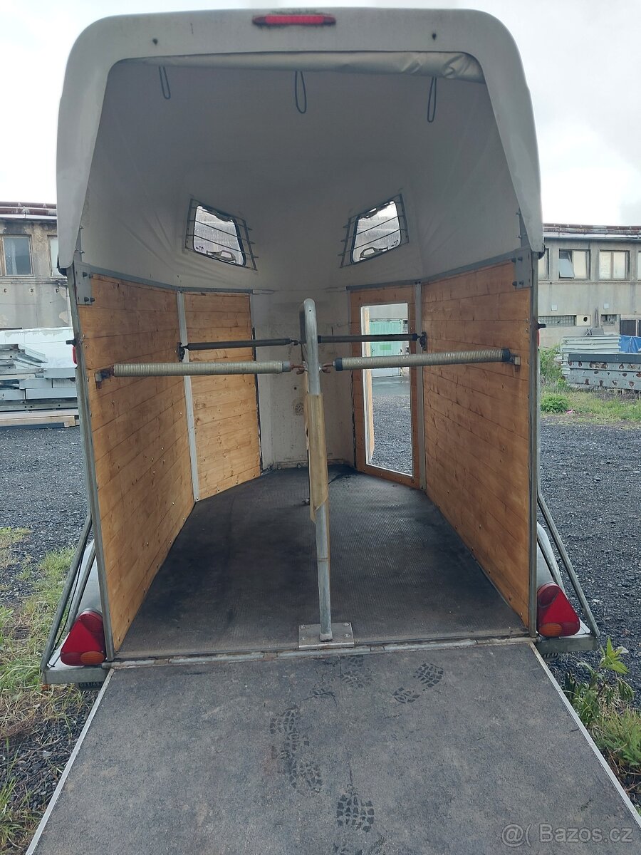 Prepravnik 2 koni,konibus 2000kg, nová stk - 2