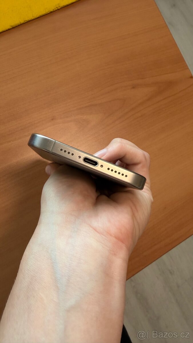 iPhone 15 Pro Max 256GB - 2
