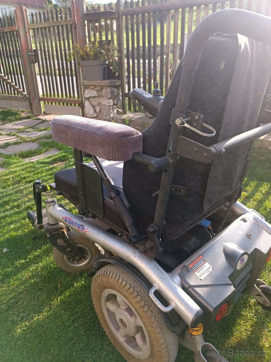 Elektrický invalidní vozík - 2