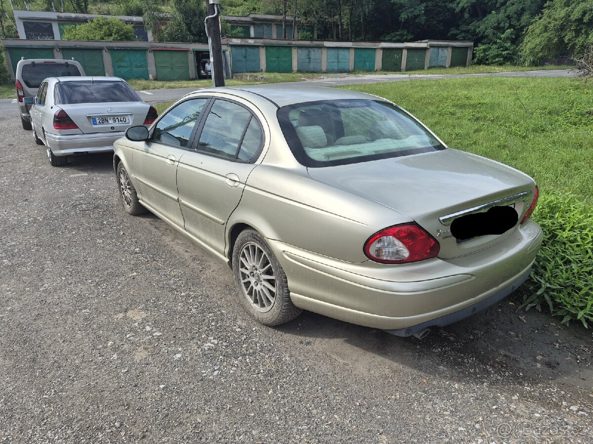 2009 jaguar x-type - 2