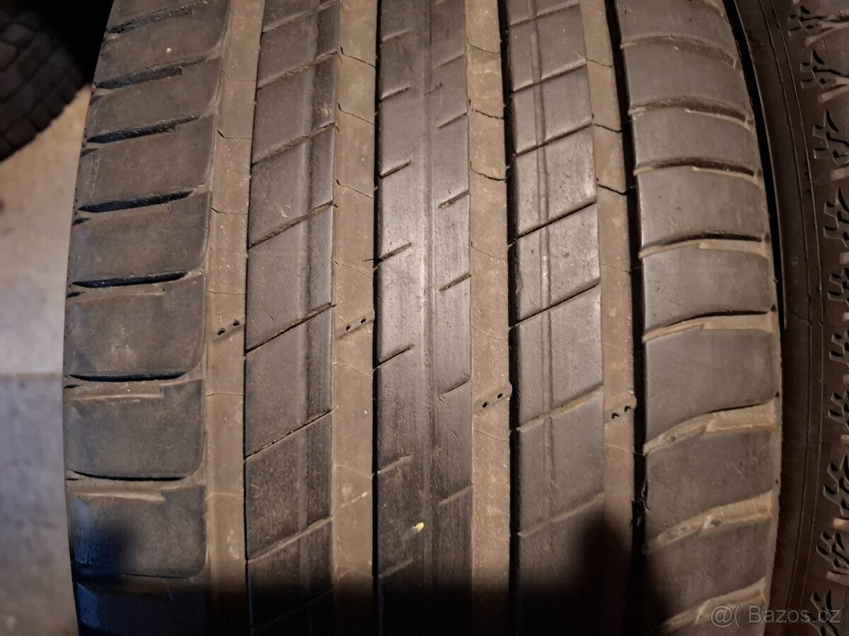 235/50/19 Michelin Letní 7 mm - 2