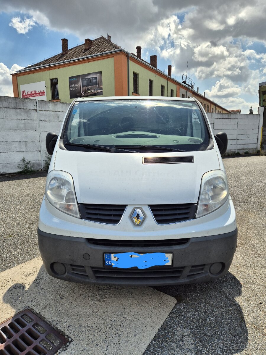 Renault Trafic - 2