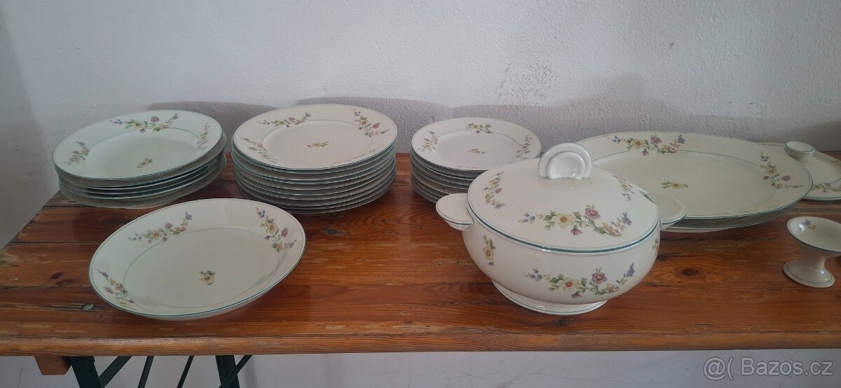 Jídelní porcelánová sada - 2
