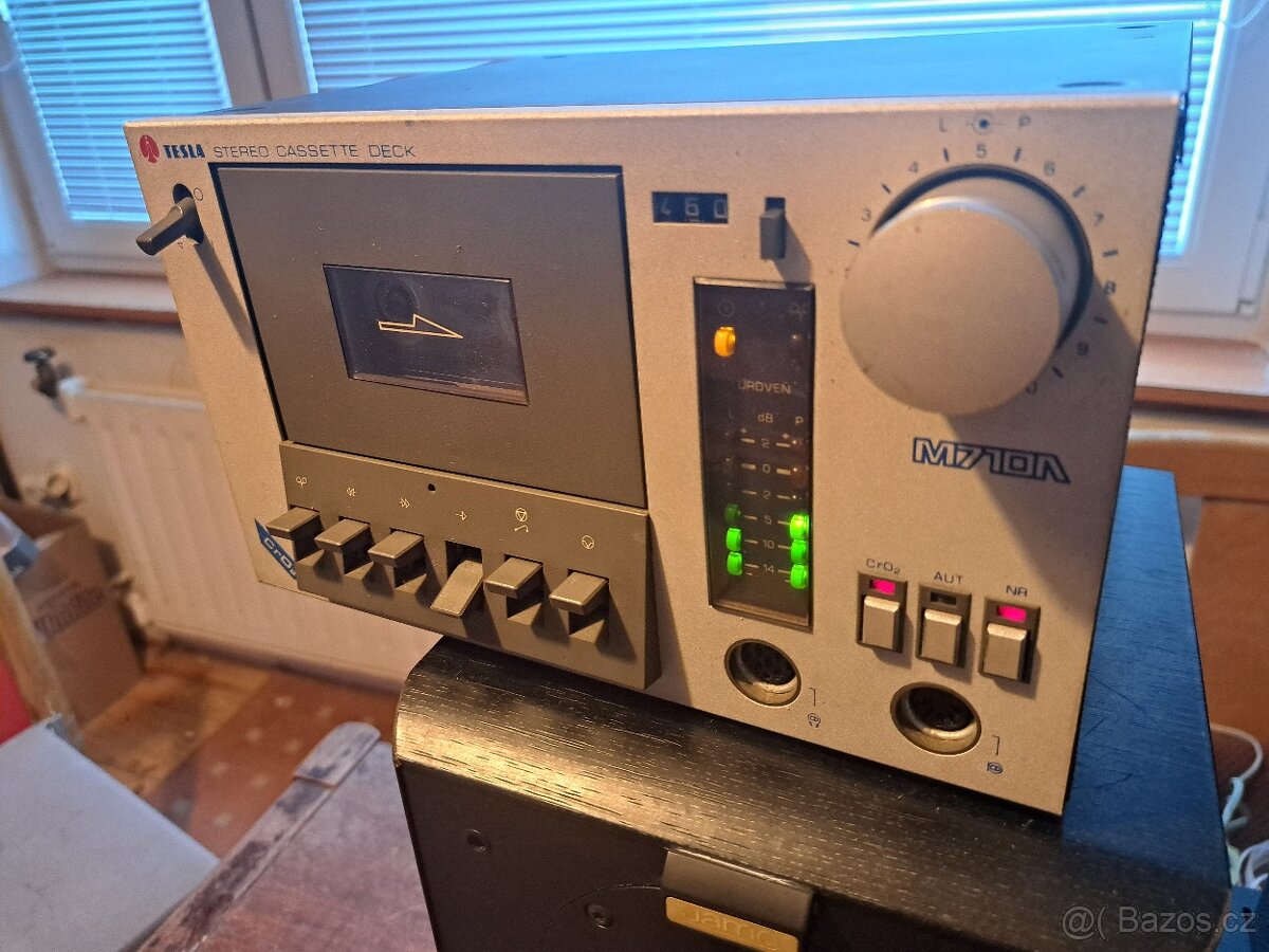 Tape deck TESLA M710A - funkční - 2