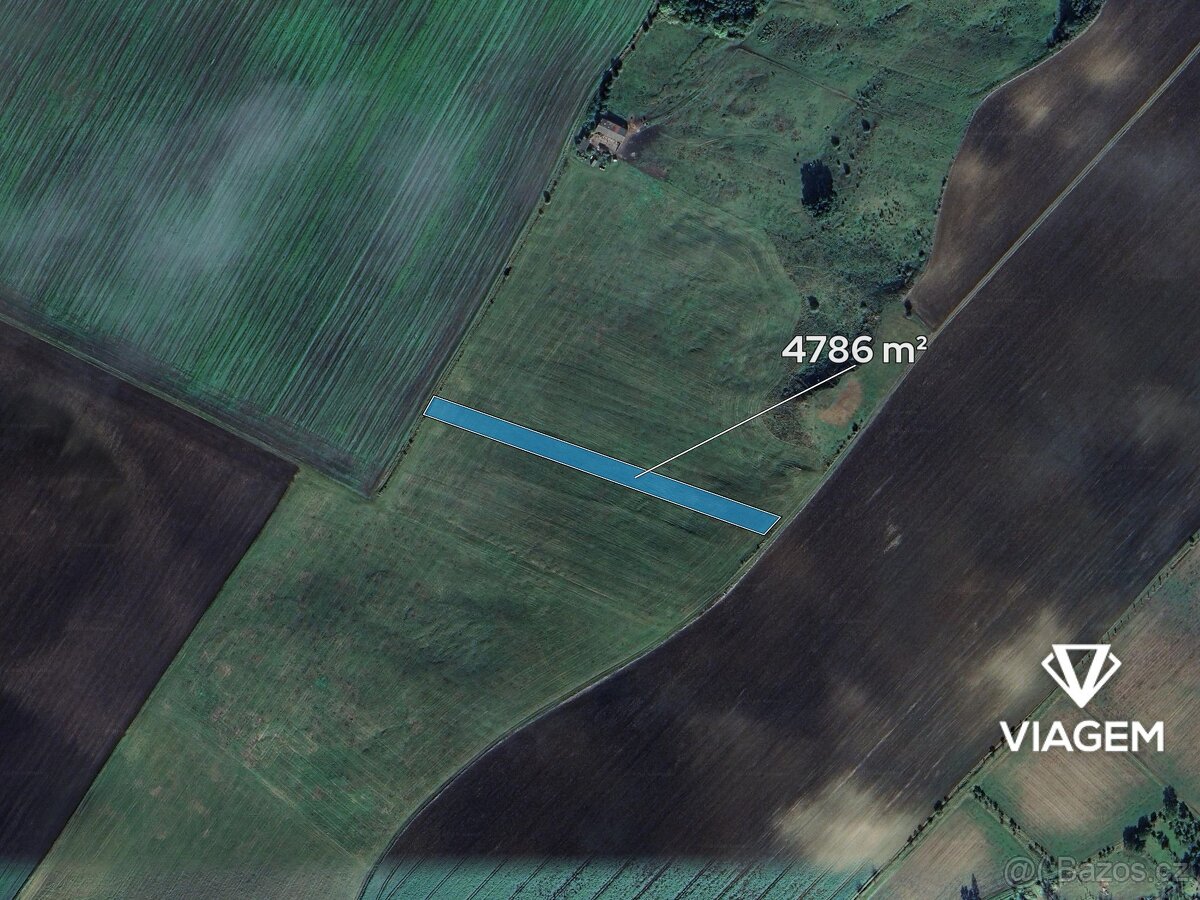 Pole 4 786 m² - 2