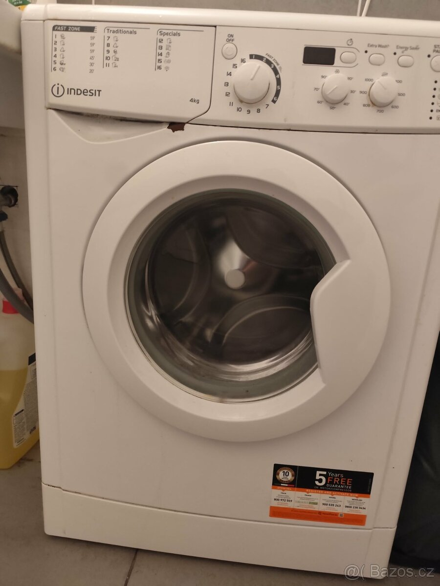 Pračka Indesit - 2