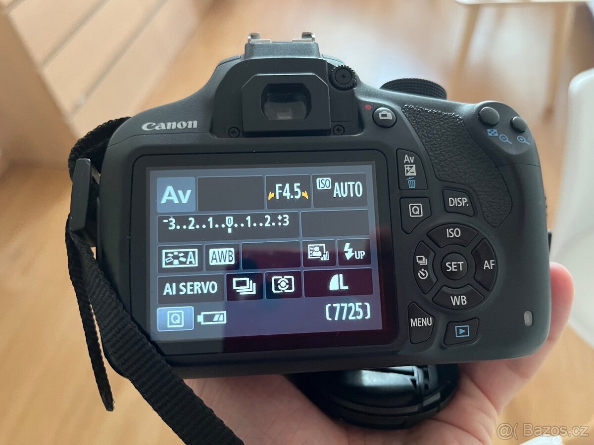 Zrcadlovka Canon EOS 1200D se setovým objektivem - 2