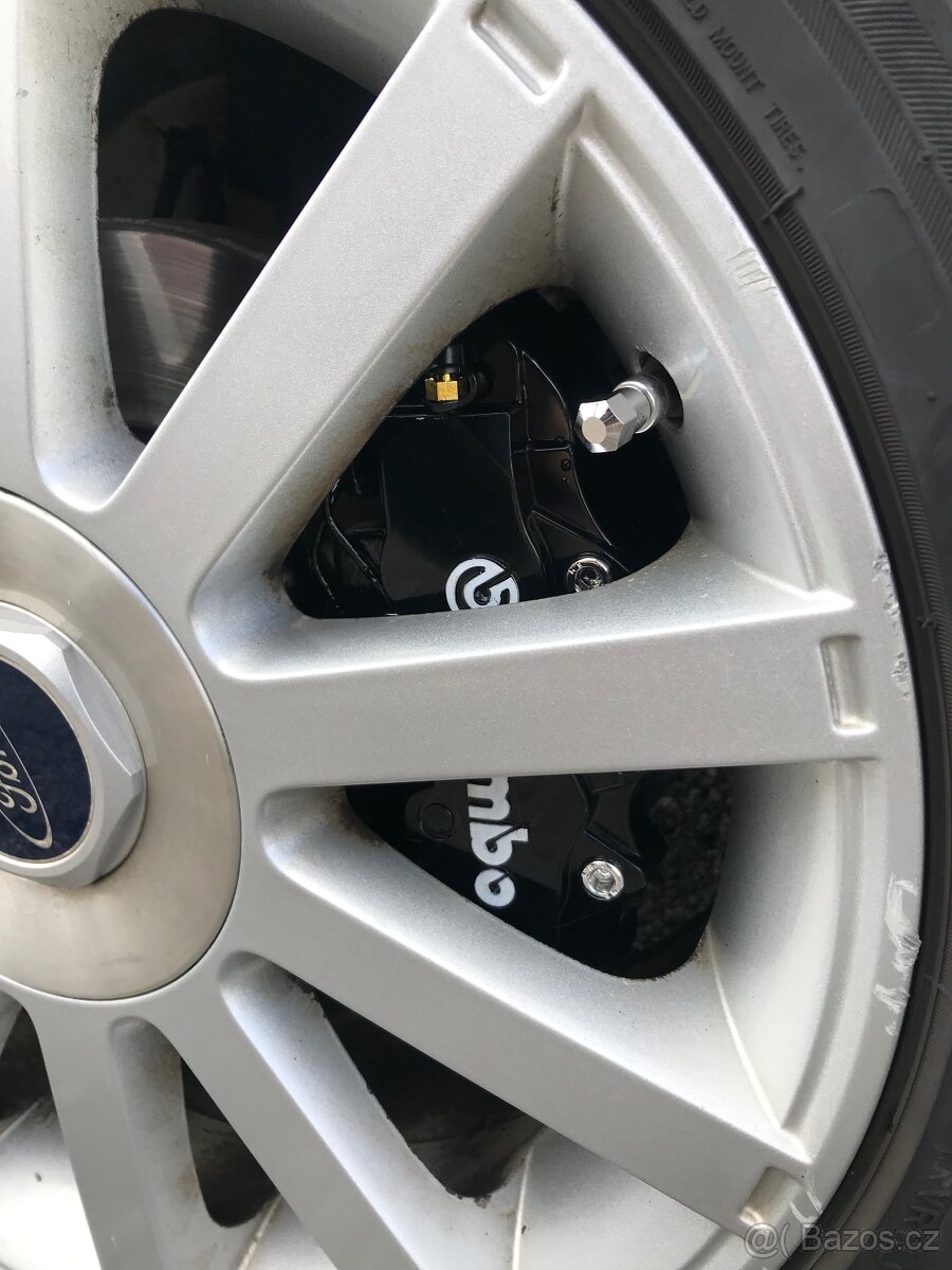 Kryty na brzdy Brembo - černé 4ks - 2