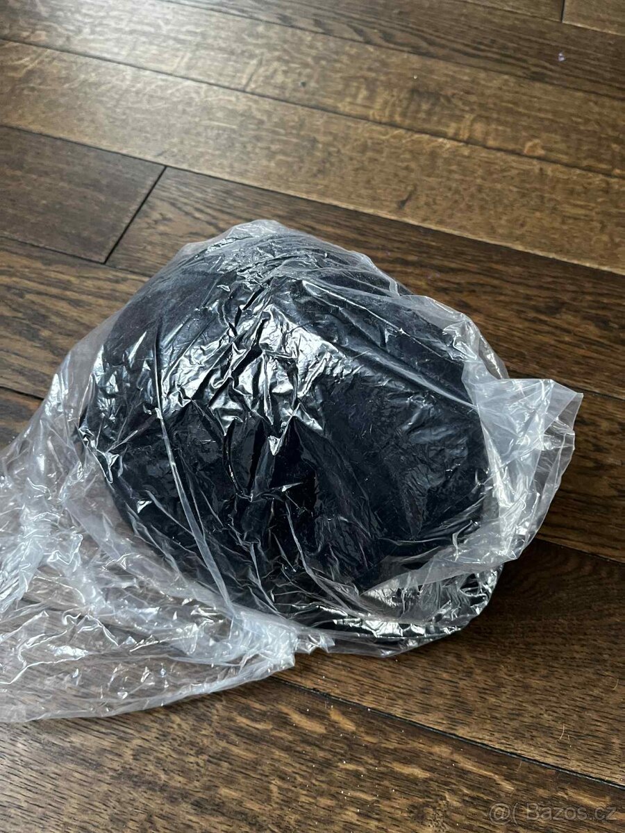 Jezdecká helma - samet - 2