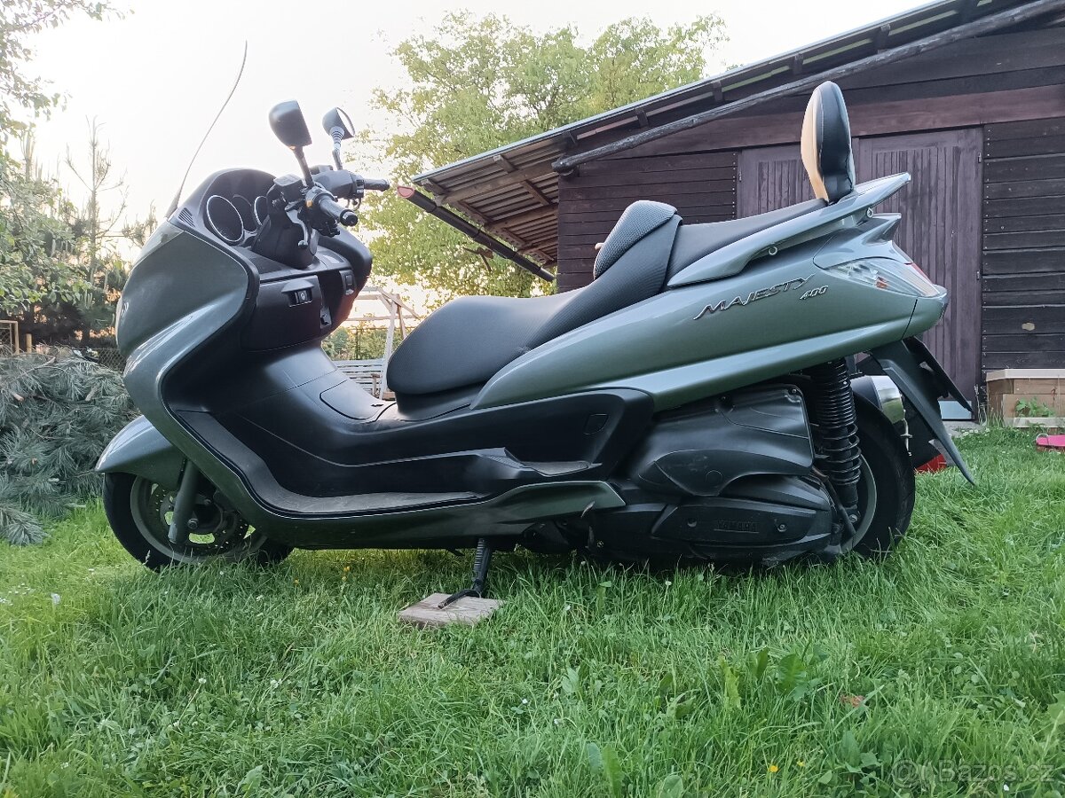 Skútr YAMAHA YP 400 Majesty - 2