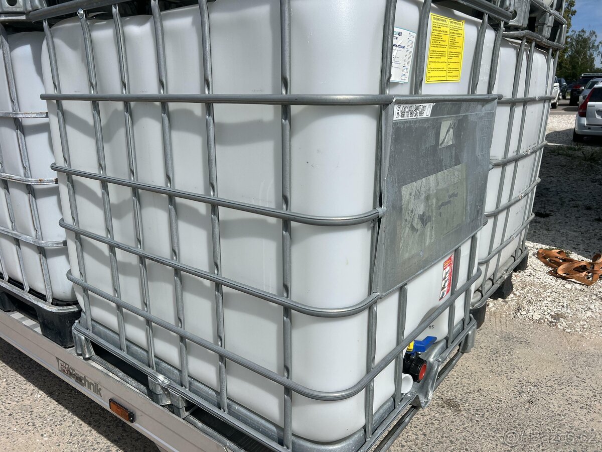IBC 1000l •FABRICKY ZREPASOVANÉ•KOV PALETA• - 2