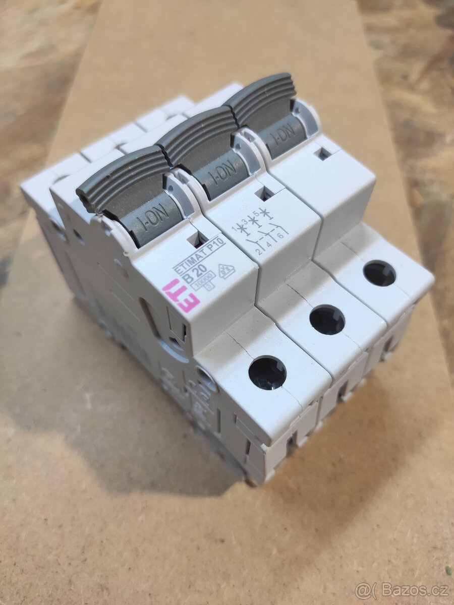 Třífázový Jistič 20A - 2