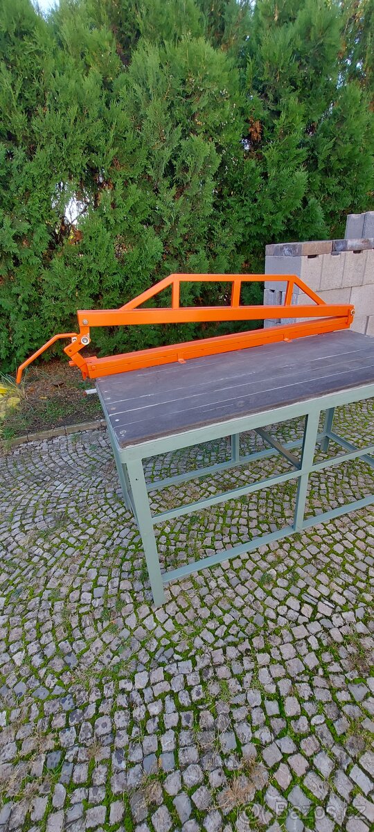 OHYBAČKA PROFIL. PLECHU - STŘEŠNÍ KRYTINY - 2