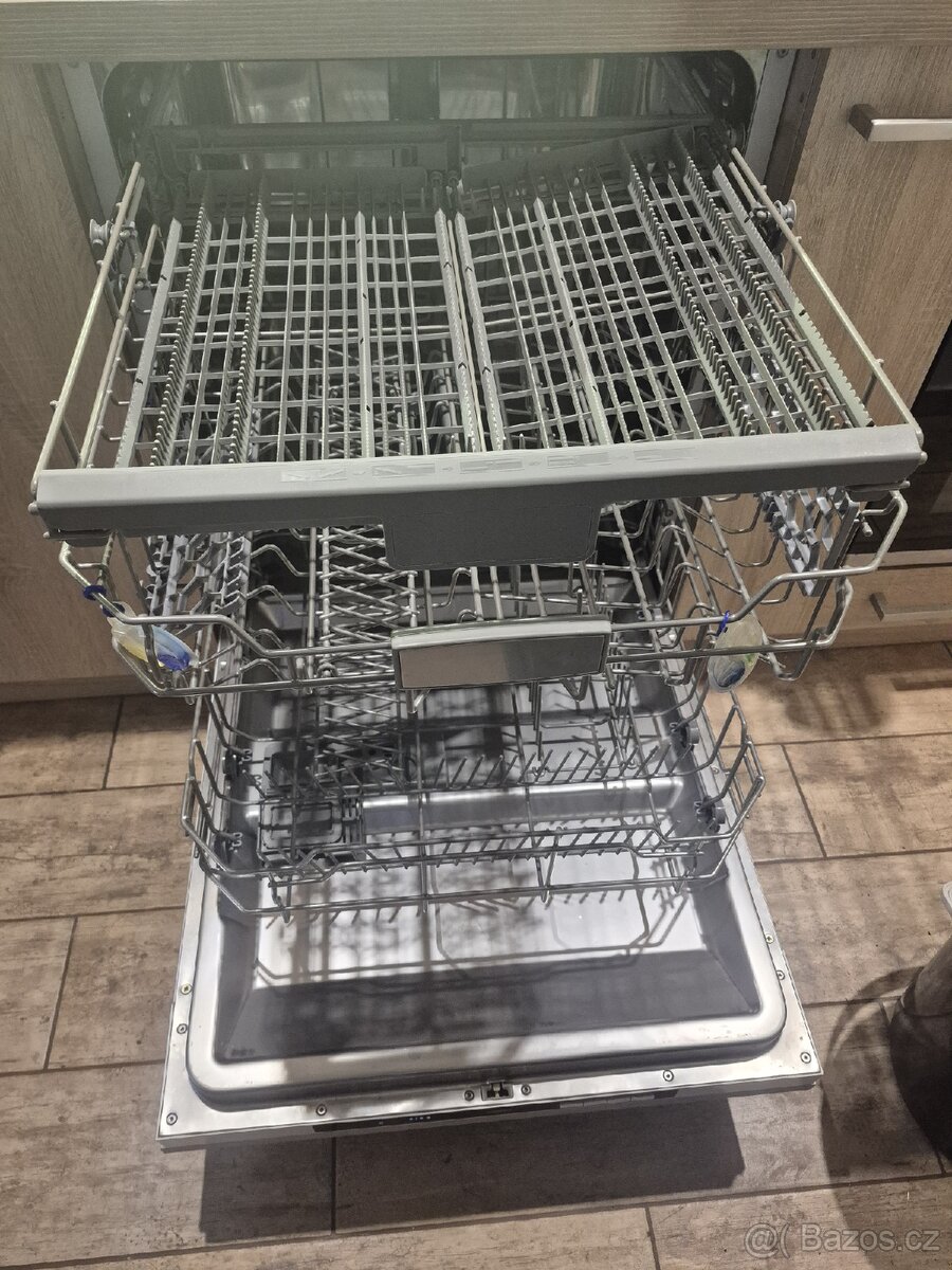 Vestavná mycka MORA IM 641 - 2