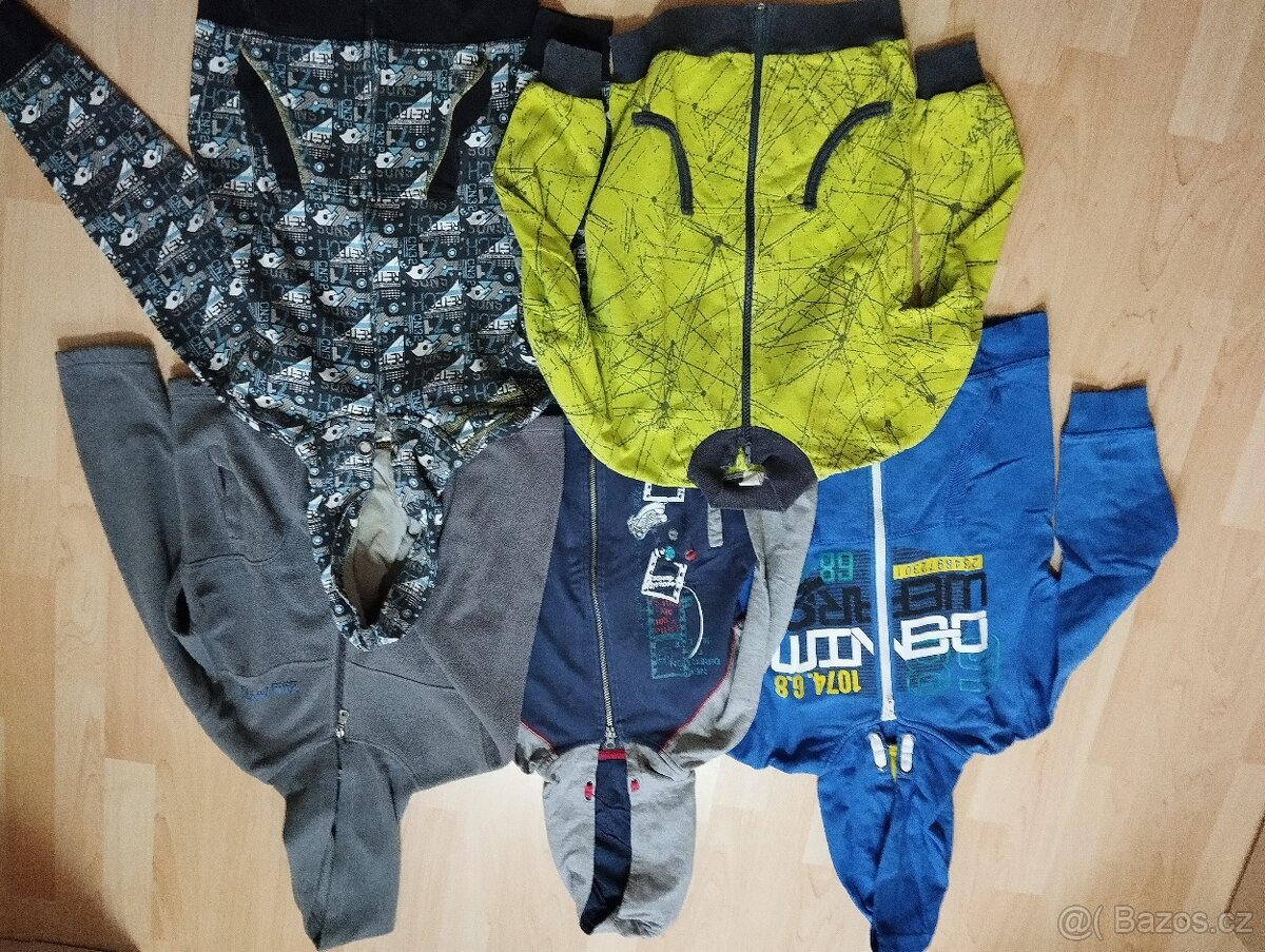 Oblečení vel.128-140 - 2