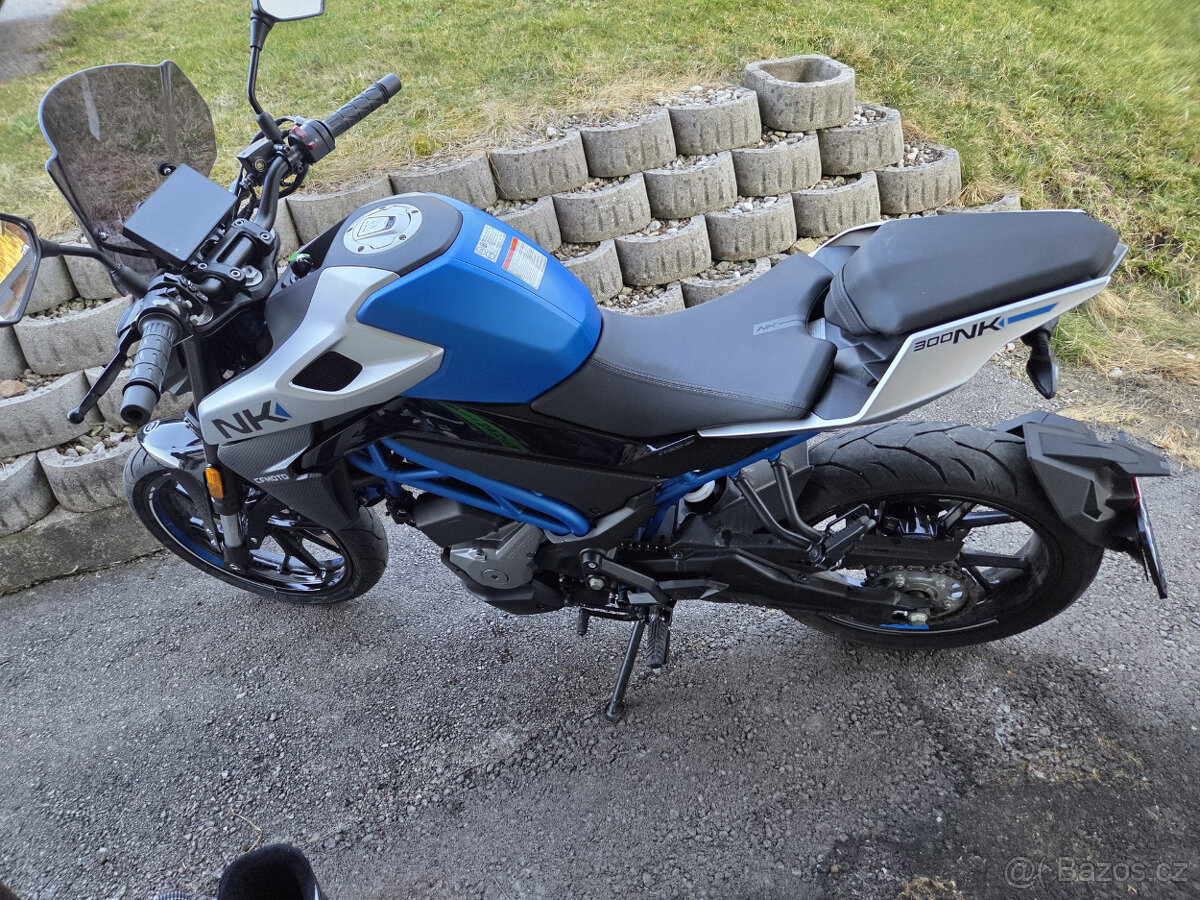 CF MOTO 300NK - 2