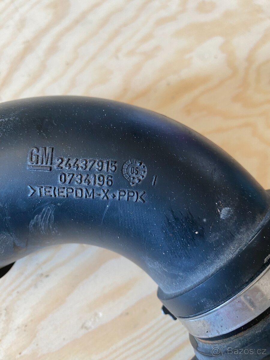 Plastové díly motoru Opel - 2