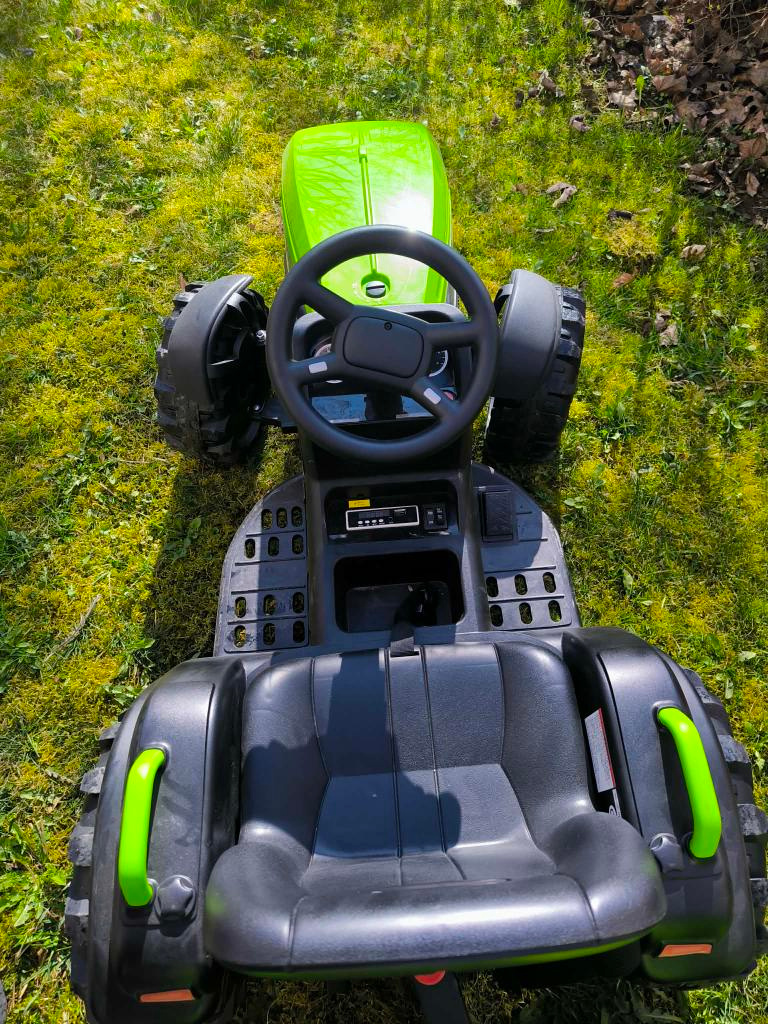 Dětský elektrický traktor s přívěsem - 2