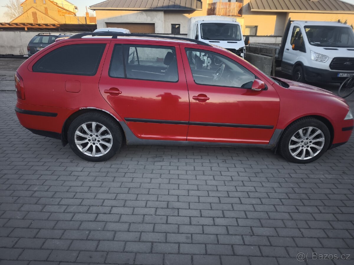 Škoda Octavia II - 2