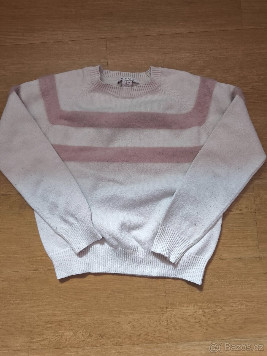 Dívčí svetr - 2