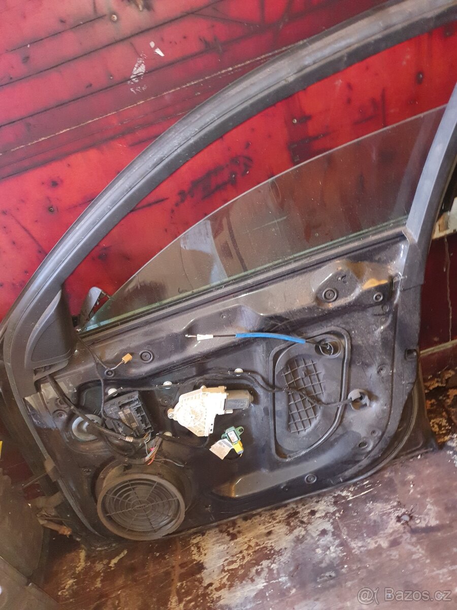Audi a4 b8 dveře - 2