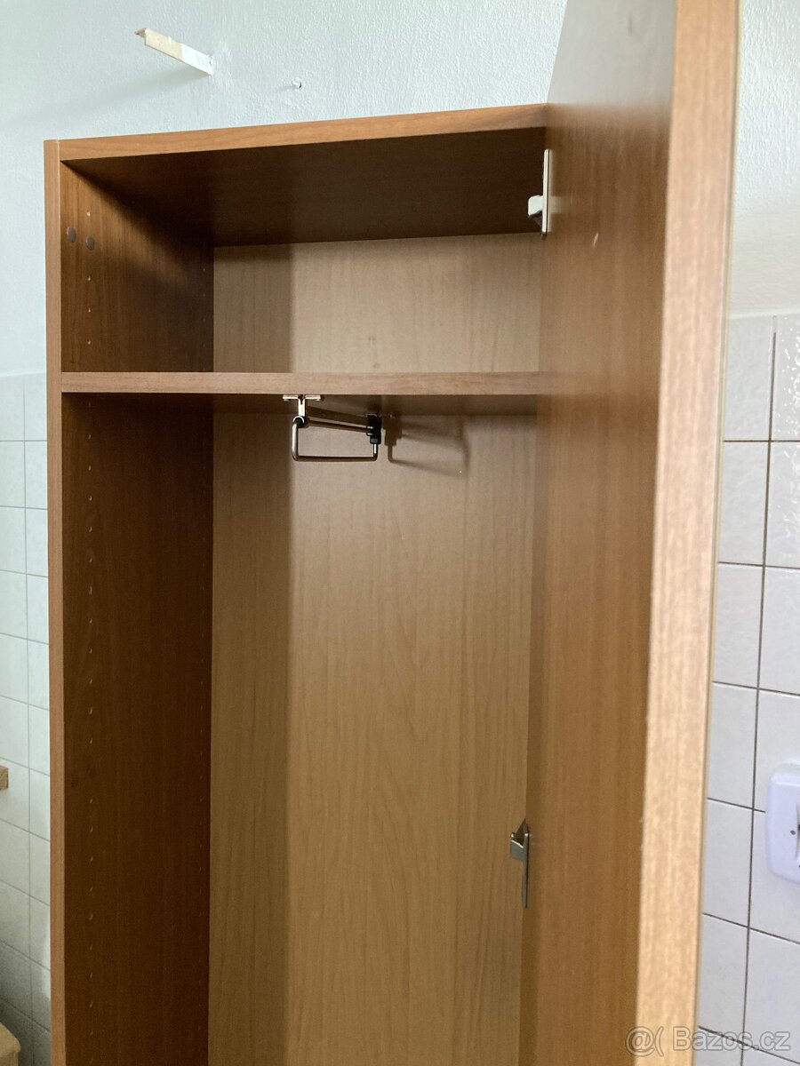 Skříňka od předsíňové stěny - 2