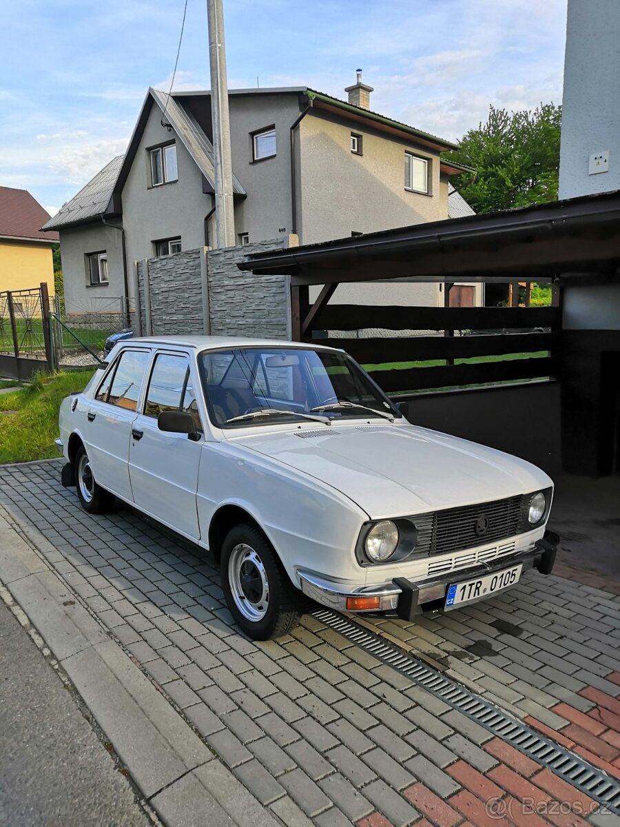 Škoda 105 S - 2