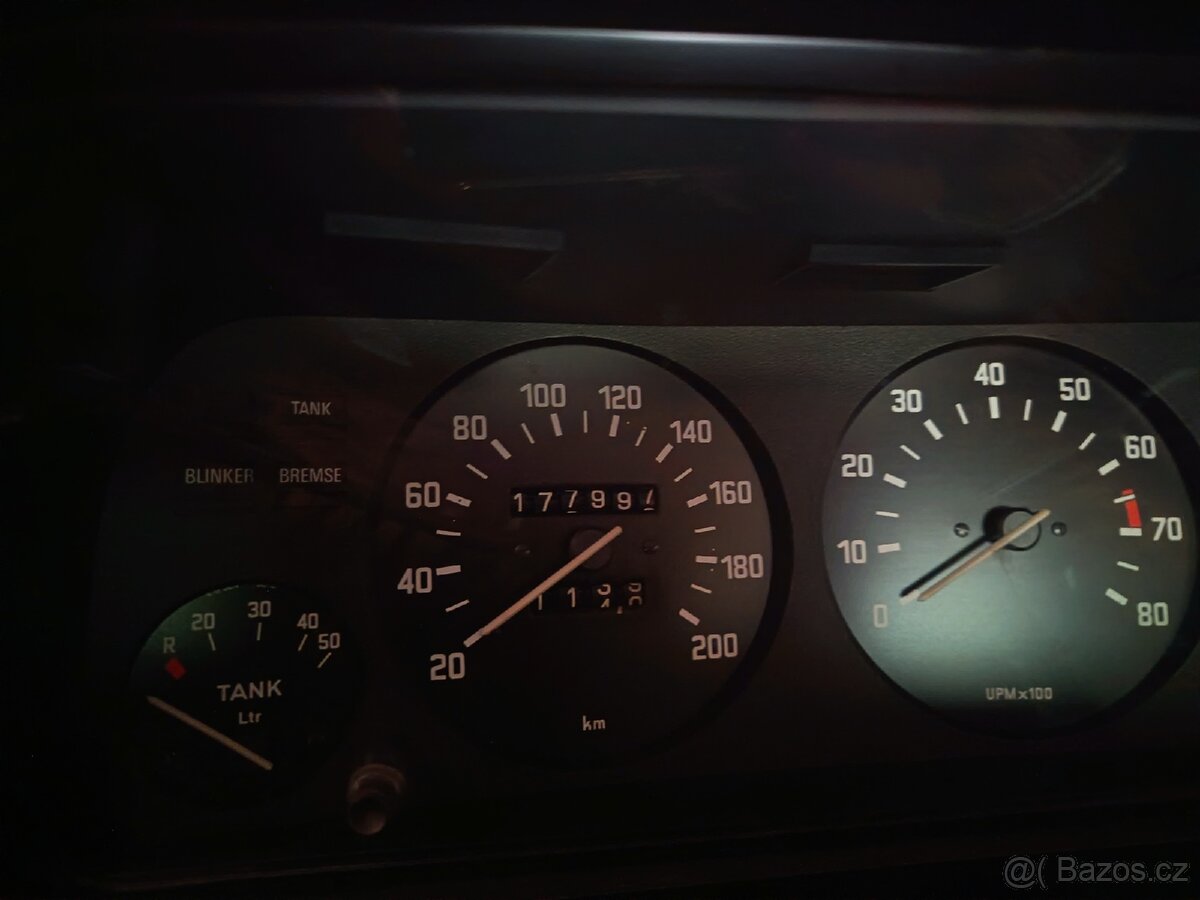 BMW 320 1977 - 2