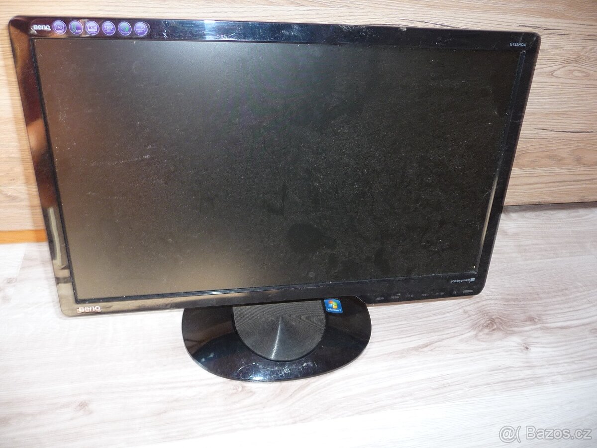 Monitor BenQ G925HDA černý 18.5" - 2