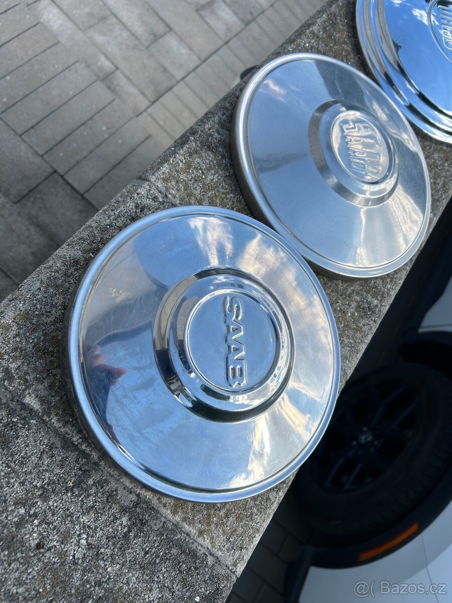 SAAB plechové poklice - 2