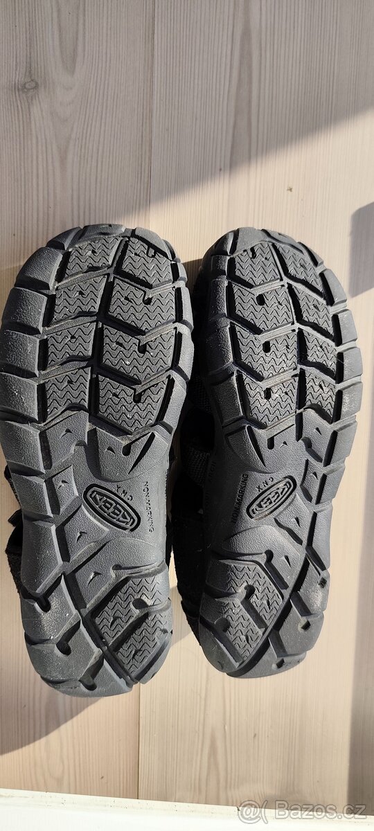 Sandály Keen cnx vel. 35 - 2