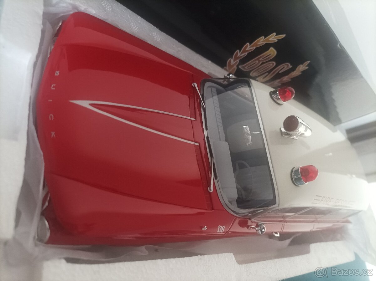 Buick flexible ambulance 1:18 BOS Models - 2