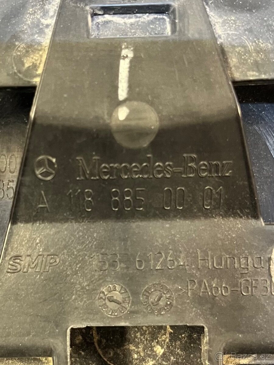 Přední maska Mercedes A 118,CLA - 2