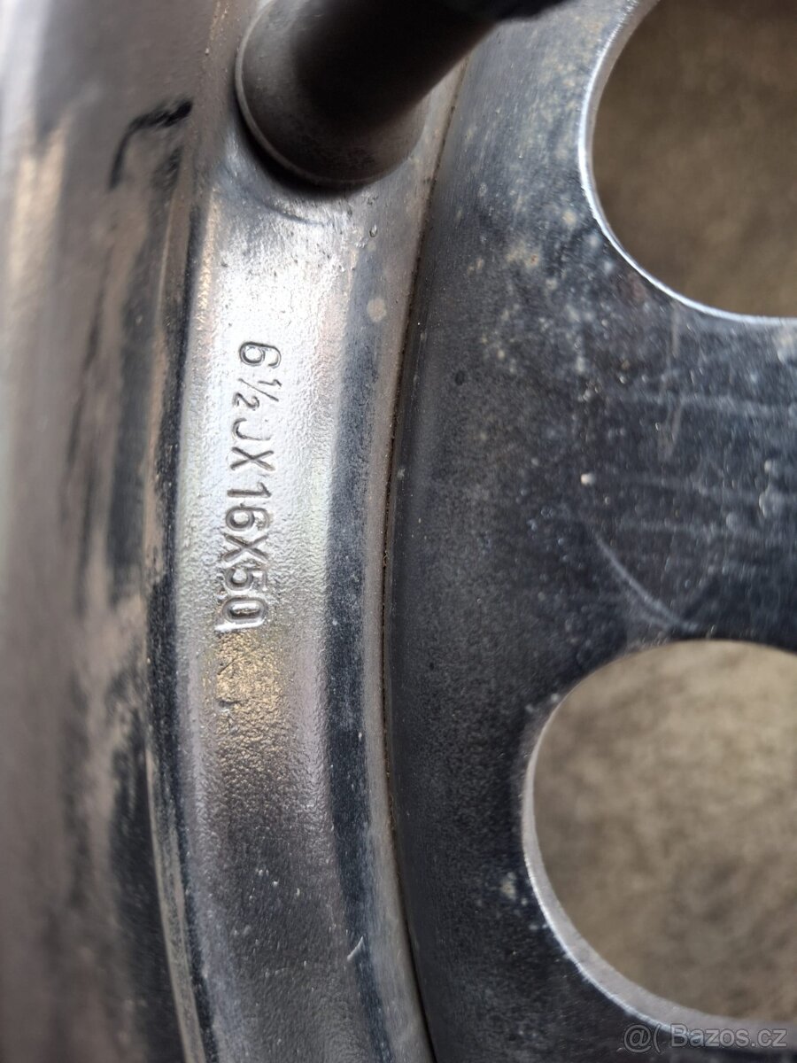 Zimní pneu Ford 5x108 R16 - 2