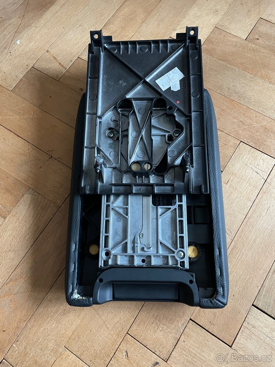 Kožená loketka bmw e39 - 2