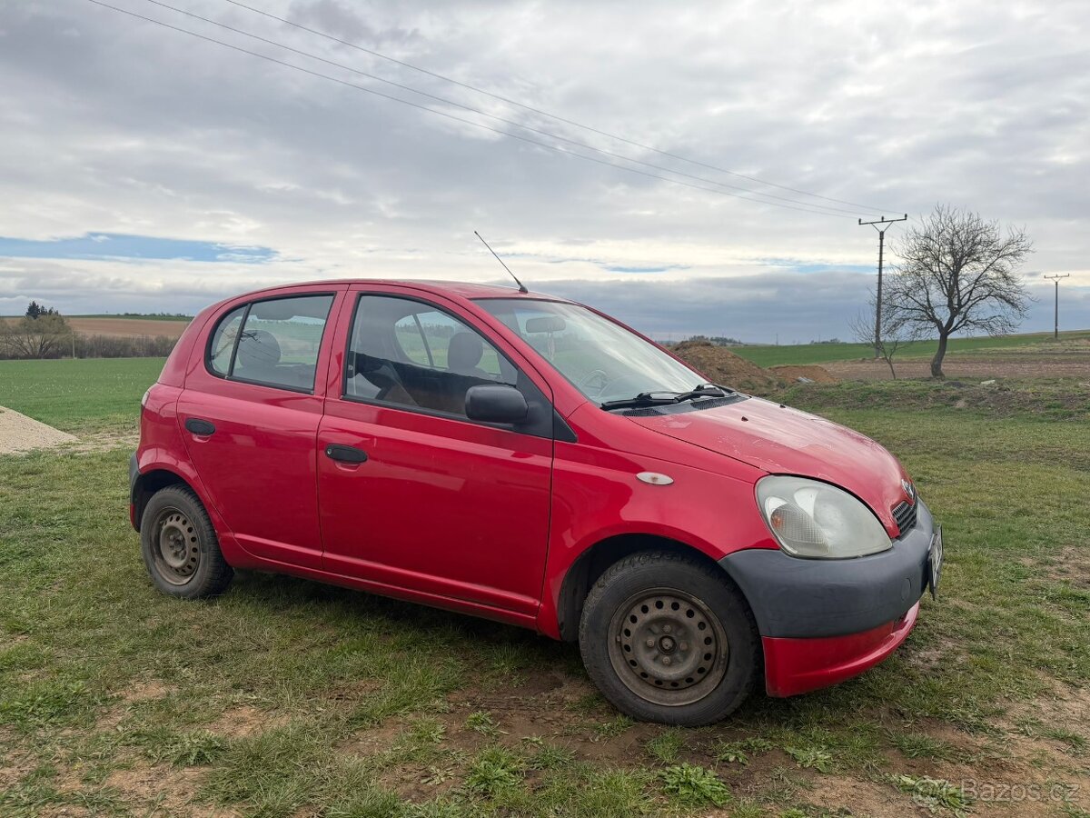 Toyota Yaris 1.0 - 2