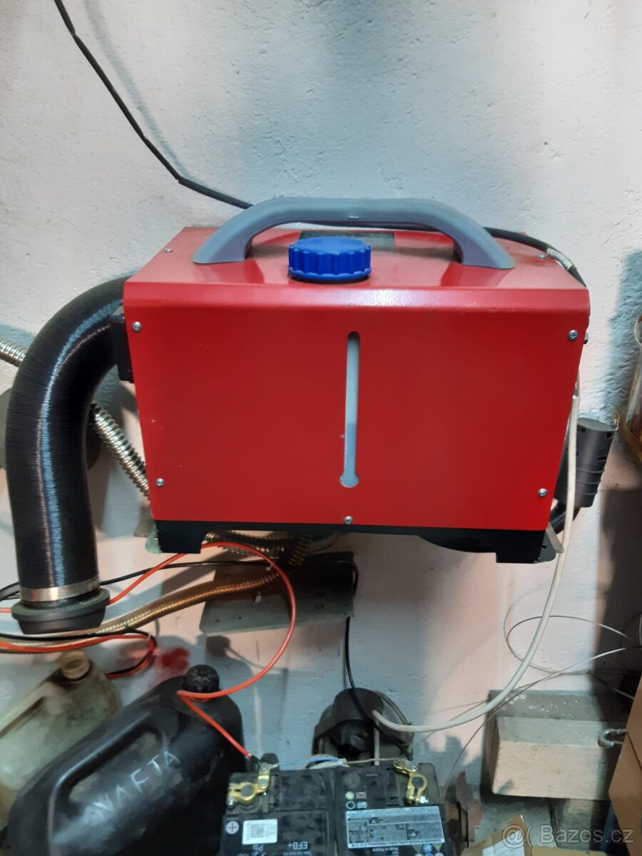 Naftové topidlo 12V - 2