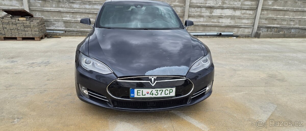 Tesla model S P85D SC01 free supercharging - 2