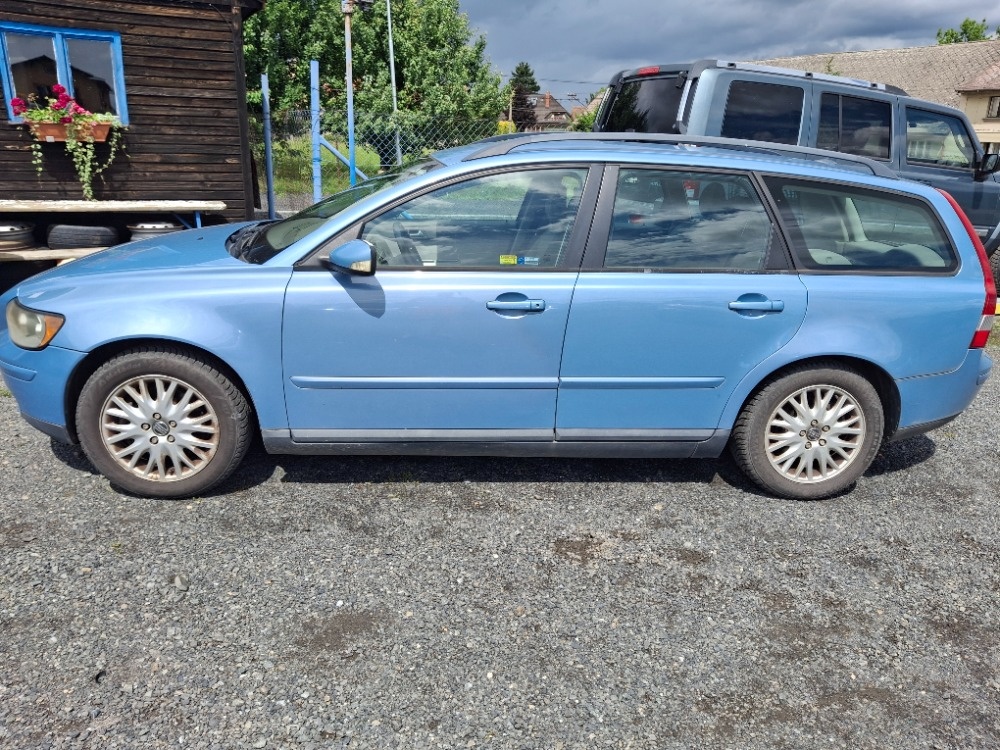 Volvo V50 kombi 2,0 D - 2