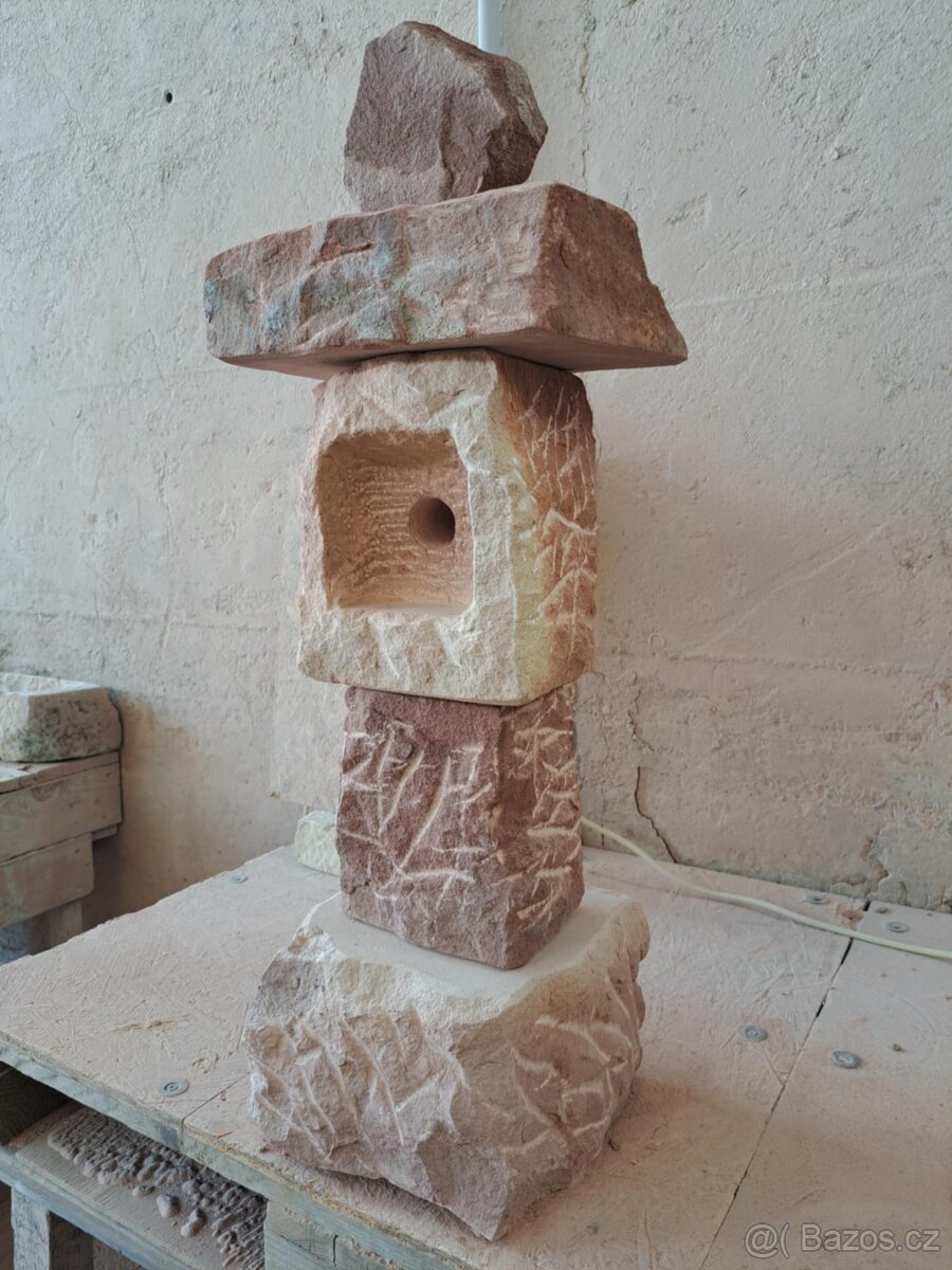 Vyšší lucerny z pískovce - 2